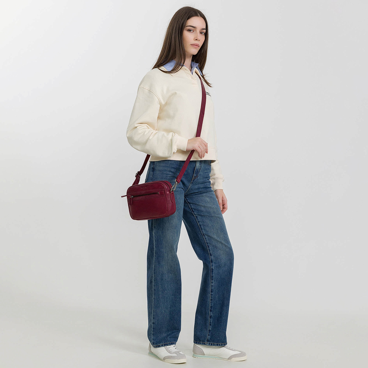 Сумка через плечо Dr.Koffer из натуральной кожи красная