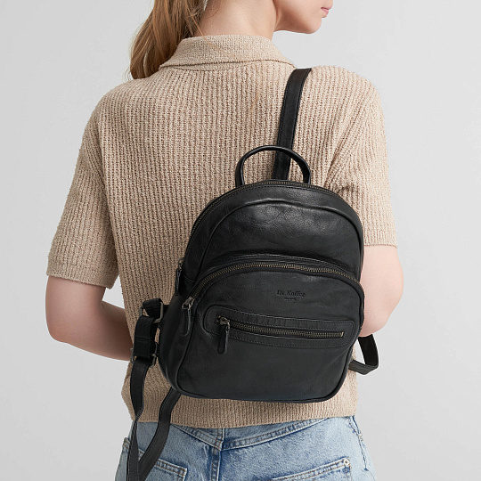 Рюкзак Dr.Koffer из натуральной кожи черный