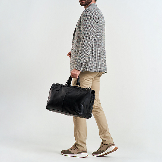 Сумка дорожная Dr.Koffer из натуральной кожи черная