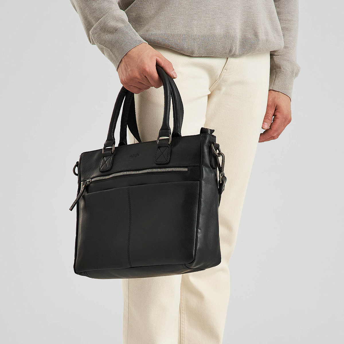 Деловая сумка Dr.Koffer из натуральной кожи черная