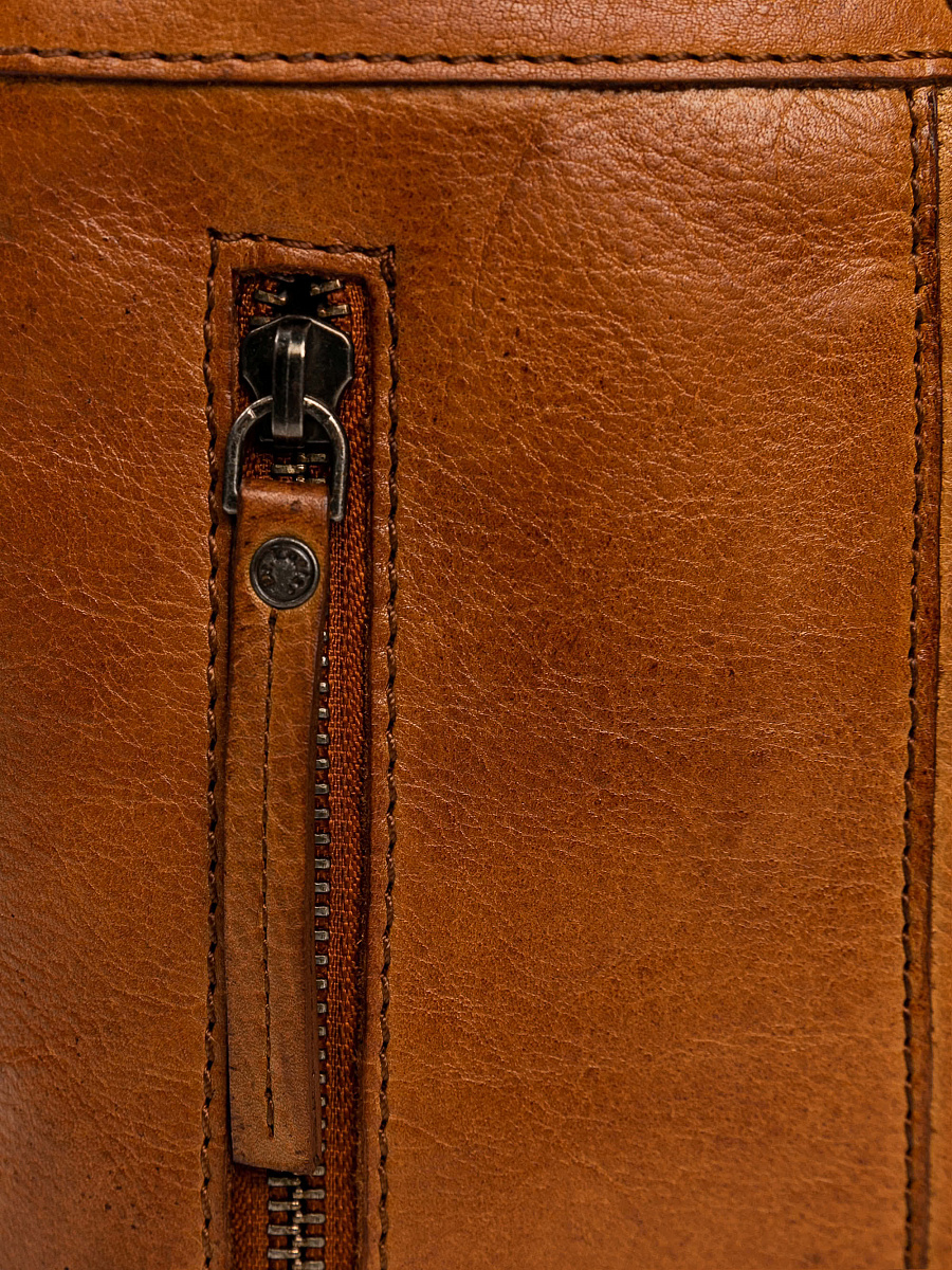 Сумка через плечо Dr.Koffer из натуральной кожи коричневая