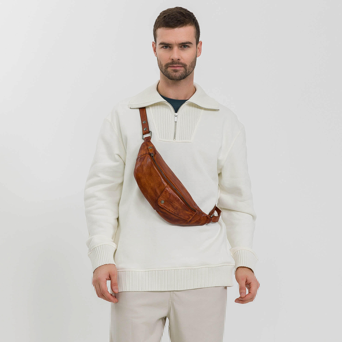 Сумка на пояс Dr. Koffer из натуральной кожи коричневая