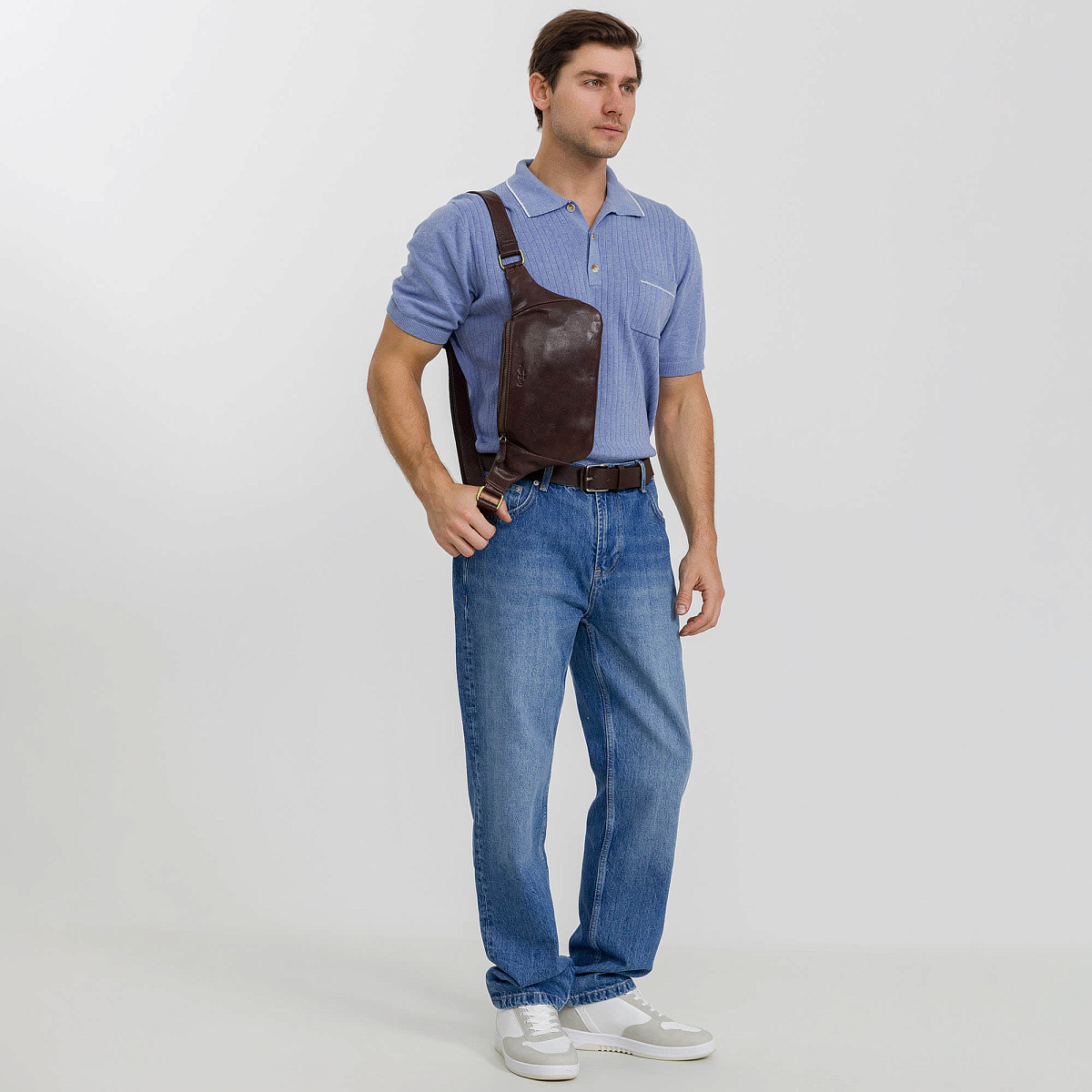 Сумка на пояс Dr. Koffer из натуральной кожи коричневая