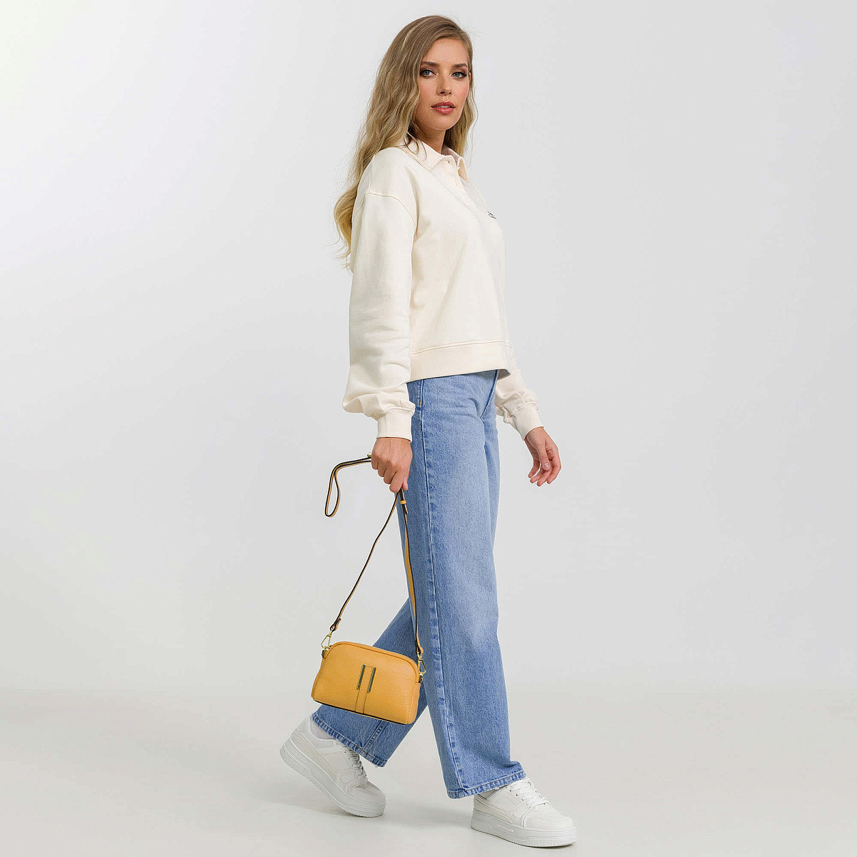 Женская сумка Dr. Koffer из натуральной кожи оранжевая