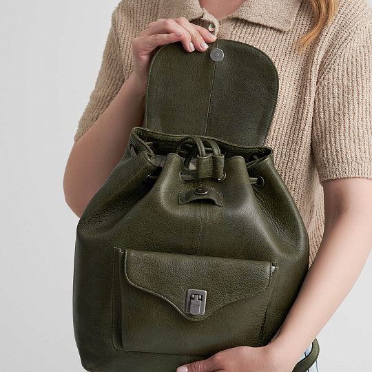 Рюкзак Dr.Koffer из натуральной кожи зеленый