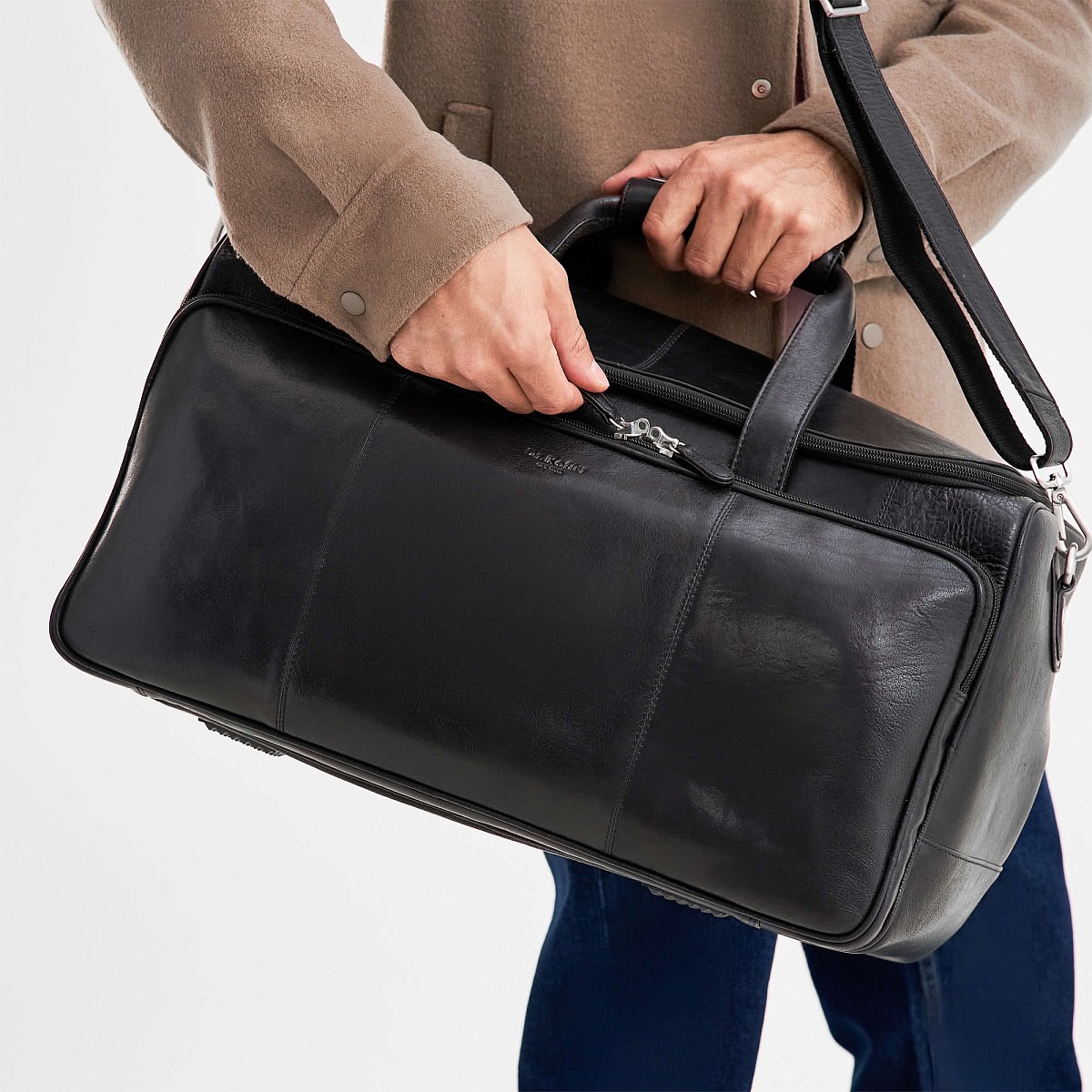 Сумка дорожная Dr.Koffer из натуральной кожи черная