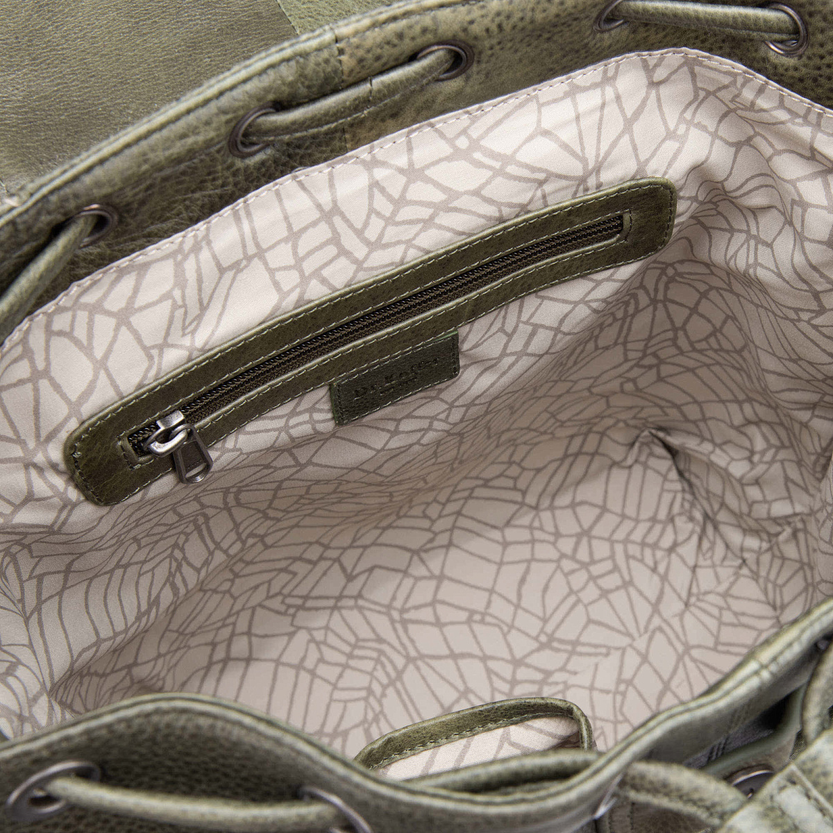 Рюкзак Dr.Koffer из натуральной кожи зеленый