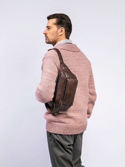 Сумка на пояс Dr. Koffer из натуральной кожи коричневая