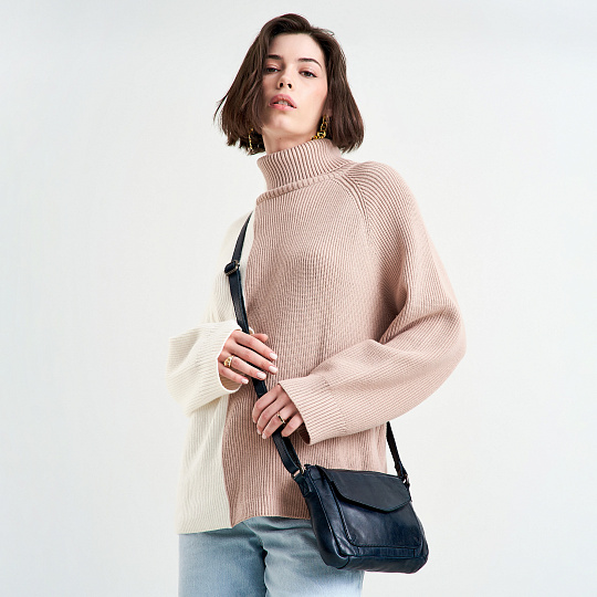 Сумка через плечо Dr.Koffer из натуральной кожи синяя