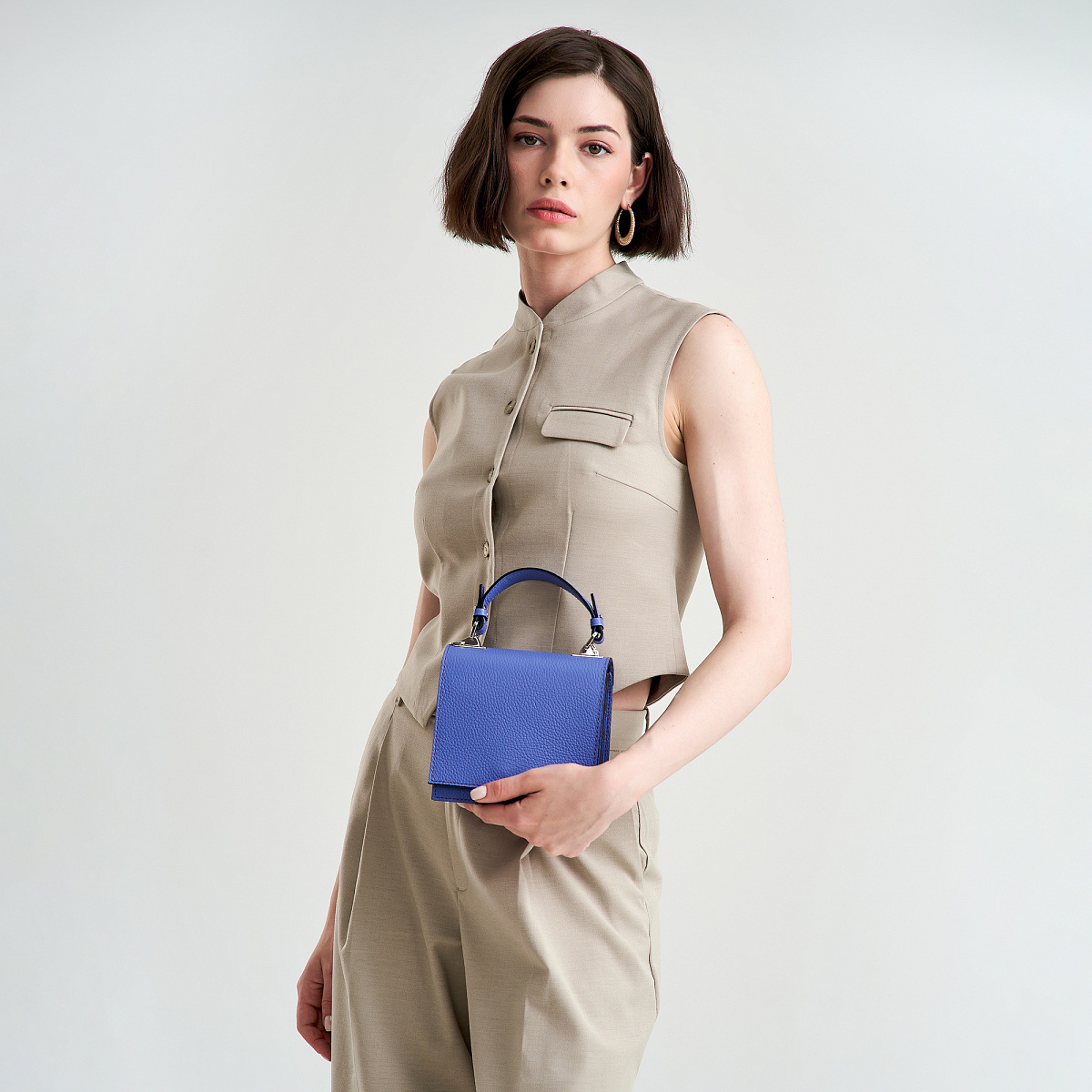 Женская сумка Dr. Koffer из натуральной кожи фиолетовая