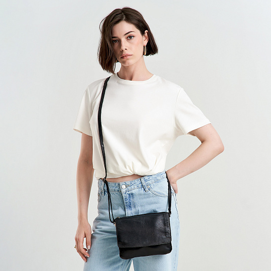 Сумка через плечо Dr.Koffer из натуральной кожи черная