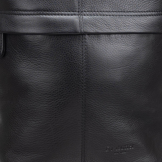 Рюкзак Dr.Koffer из натуральной кожи черный