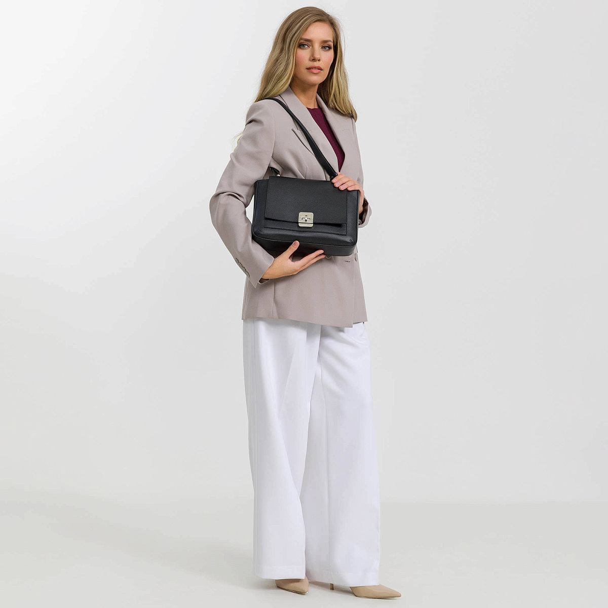 Женская сумка Dr. Koffer из натуральной кожи черная