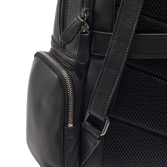 Рюкзак Dr.Koffer из натуральной кожи черный