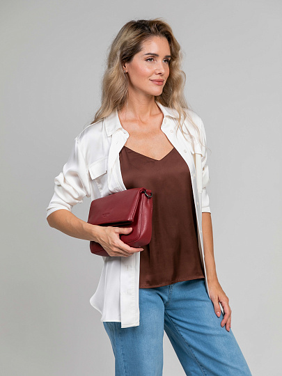 Женская сумка Dr.Koffer из натуральной кожи бордовая