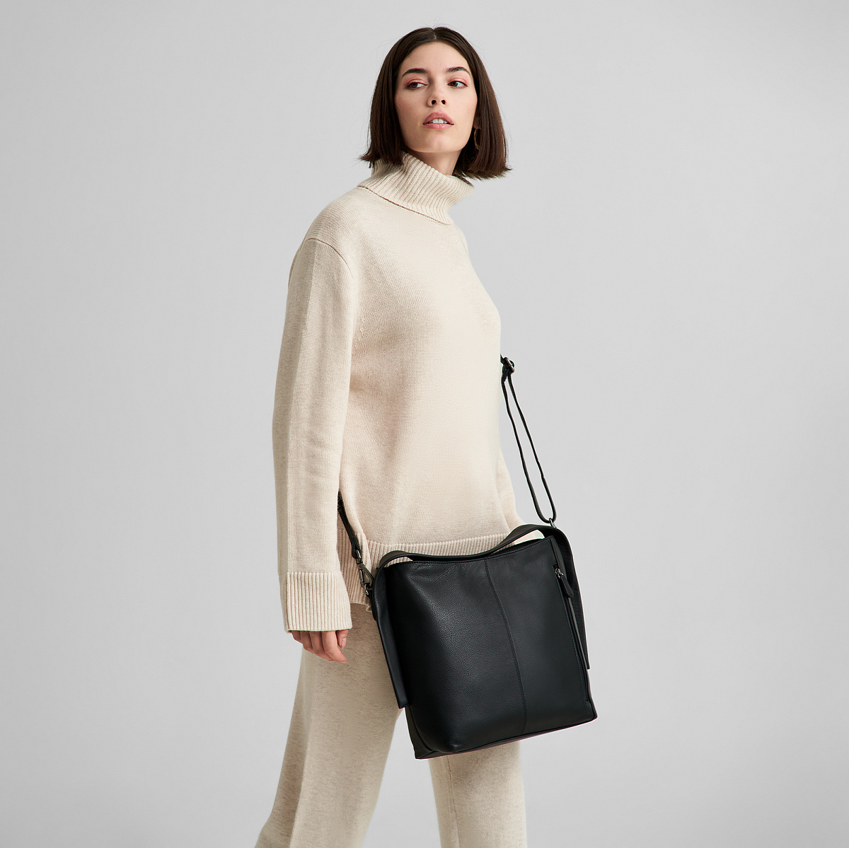 Женская сумка Dr.Koffer из натуральной кожи чёрная