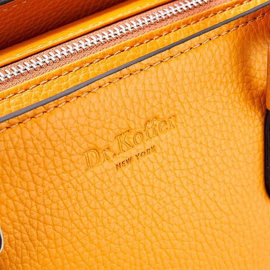 Женская сумка Dr. Koffer из натуральной кожи оранжевая