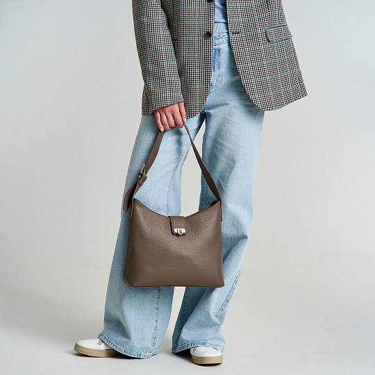 Женская сумка  Dr. Koffer из натуральной кожи бежевая