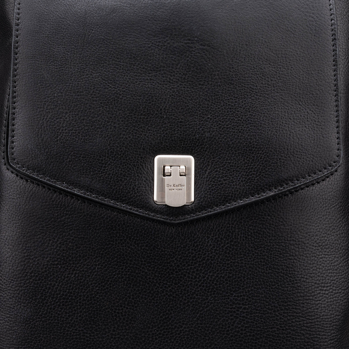 Рюкзак Dr.Koffer из натуральной кожи черный