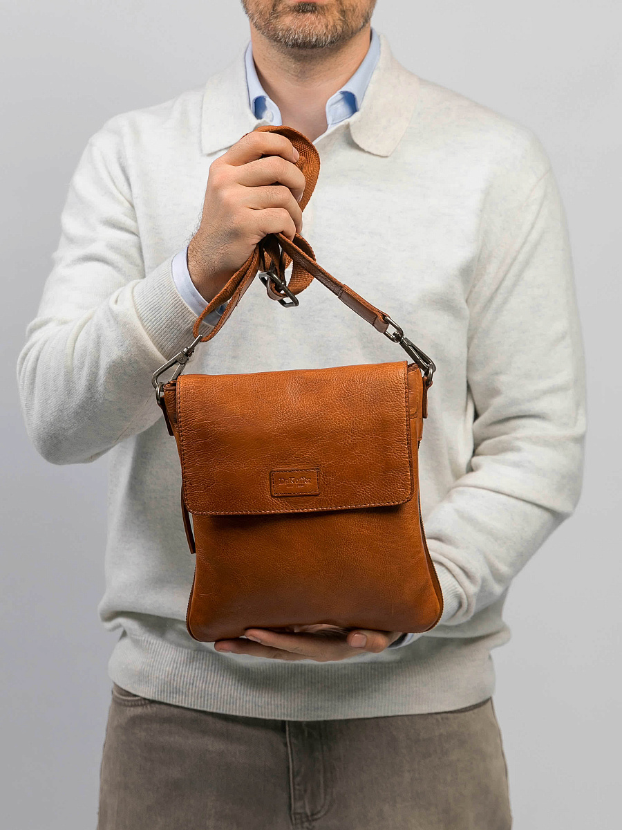 Сумка через плечо Dr.Koffer из натуральной кожи коричневая