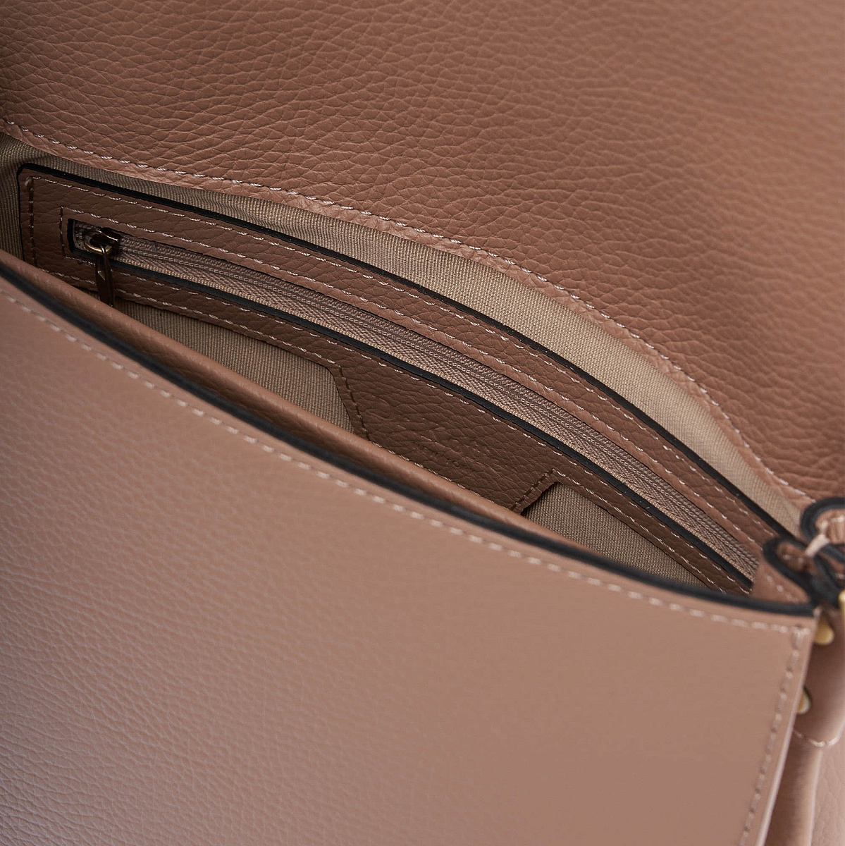 Женская сумка Dr. Koffer из натуральной кожи бежевая