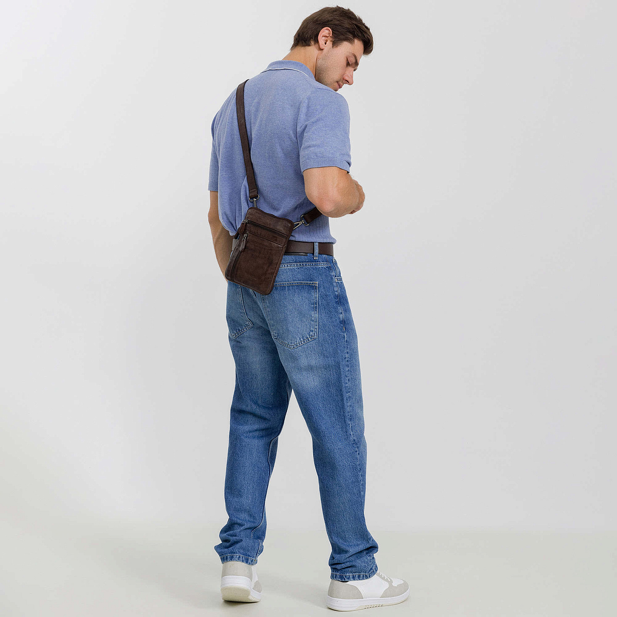 Сумка через плечо Dr.Koffer из натуральной кожи коричневая