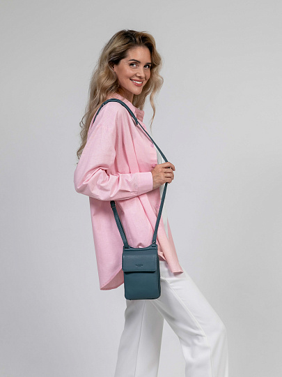 Сумка через плечо Dr.Koffer из натуральной кожи голубая