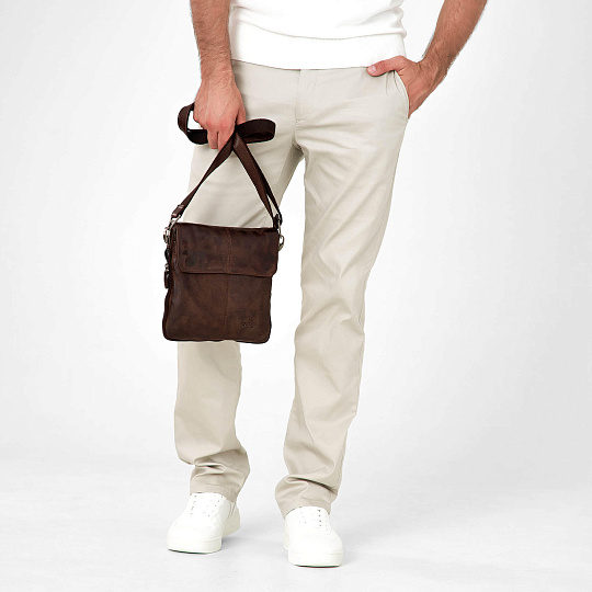 Сумка через плечо Dr.Koffer из натуральной кожи коричневая