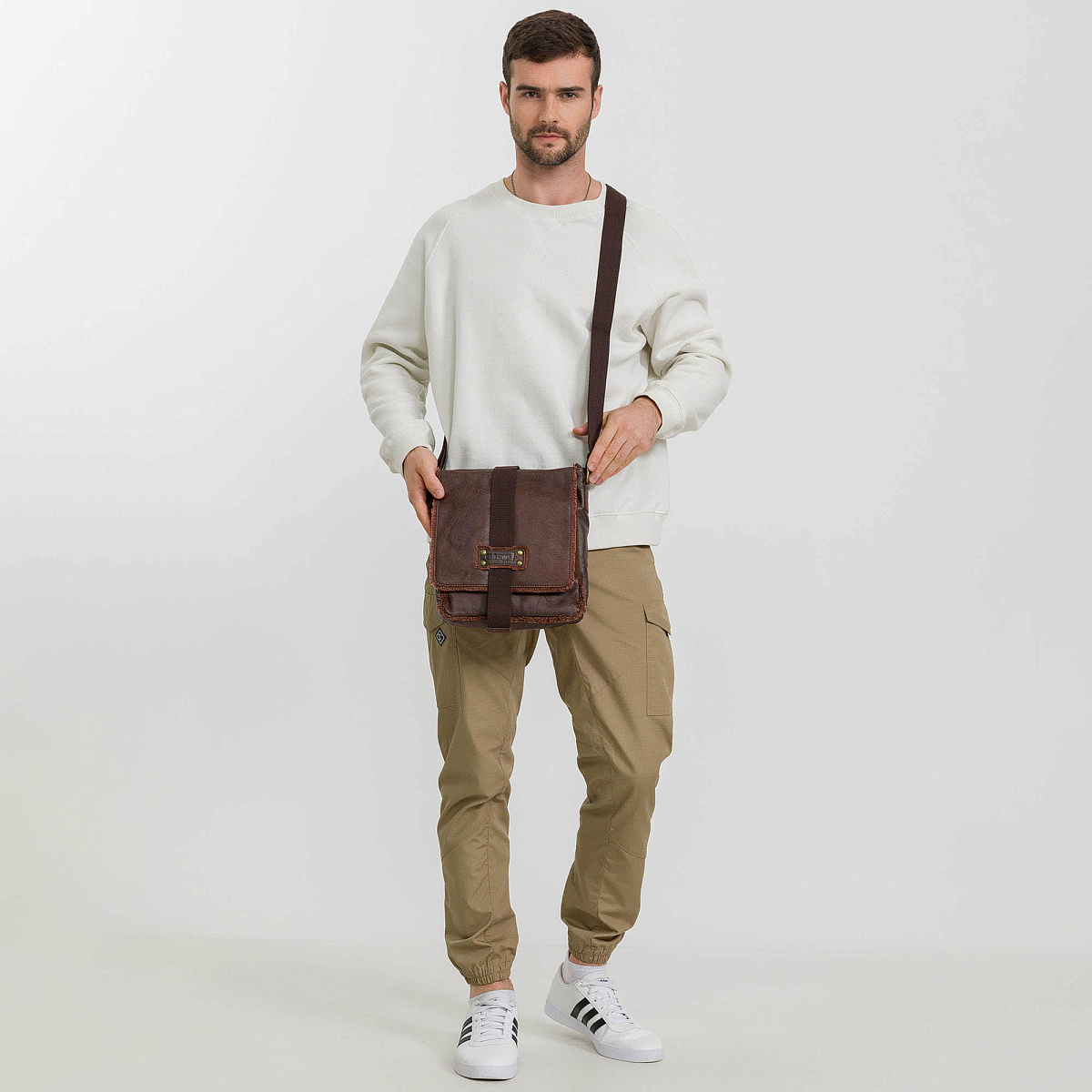 Сумка через плечо Dr.Koffer из натуральной кожи коричневая