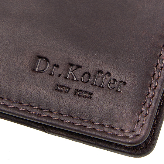 Обложка для паспорта из натуральной кожи Dr. Koffer