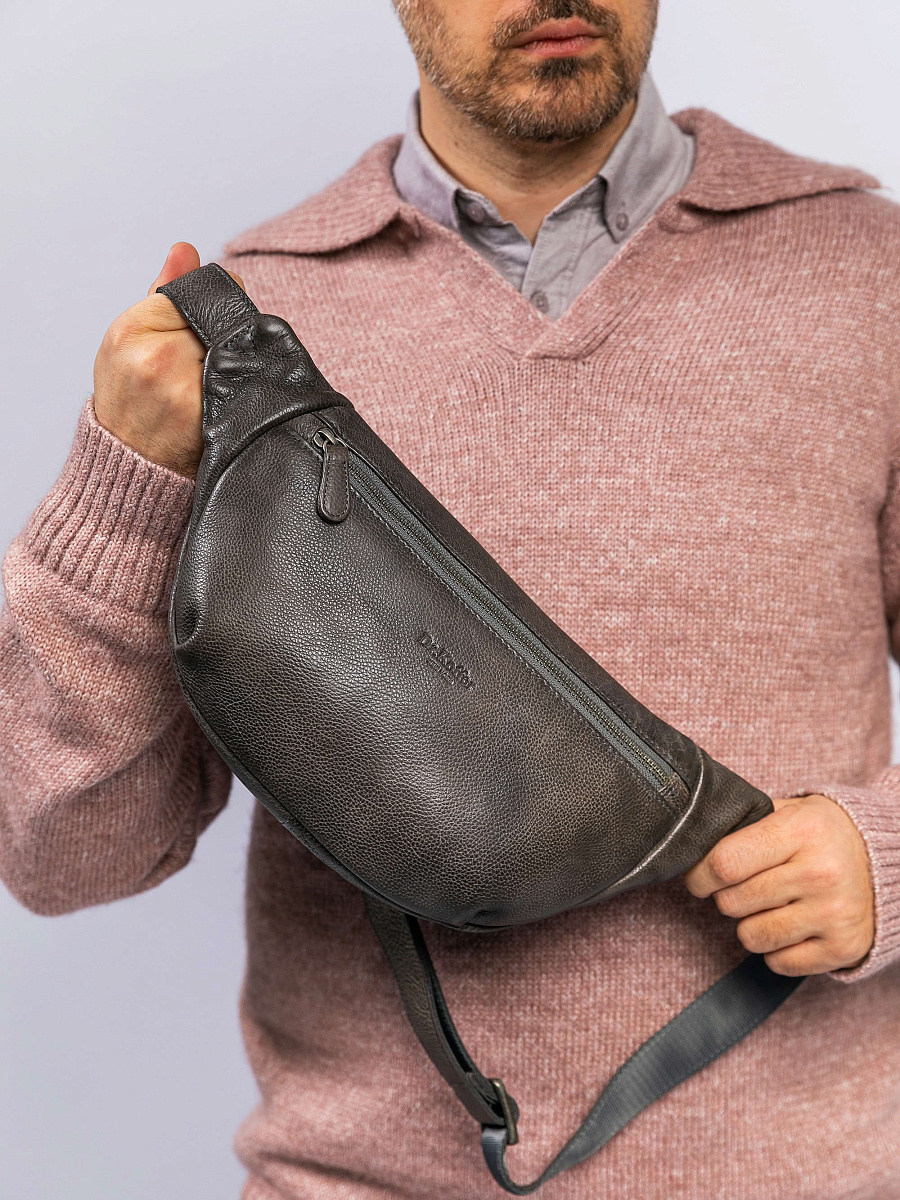 Сумка на пояс Dr. Koffer из натуральной кожи серая