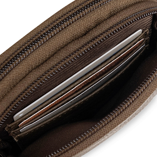 Сумка через плечо Dr.Koffer из натуральной кожи коричневая