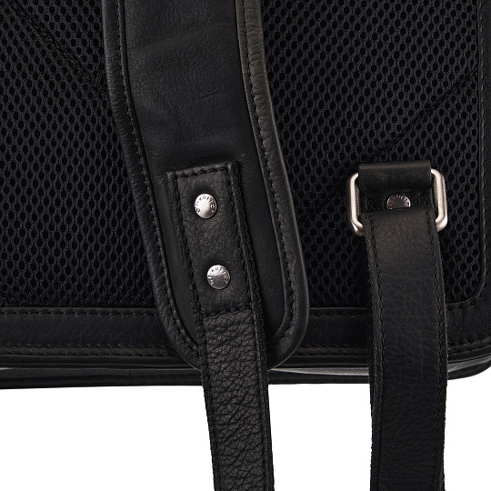 Рюкзак Dr.Koffer из натуральной кожи черный