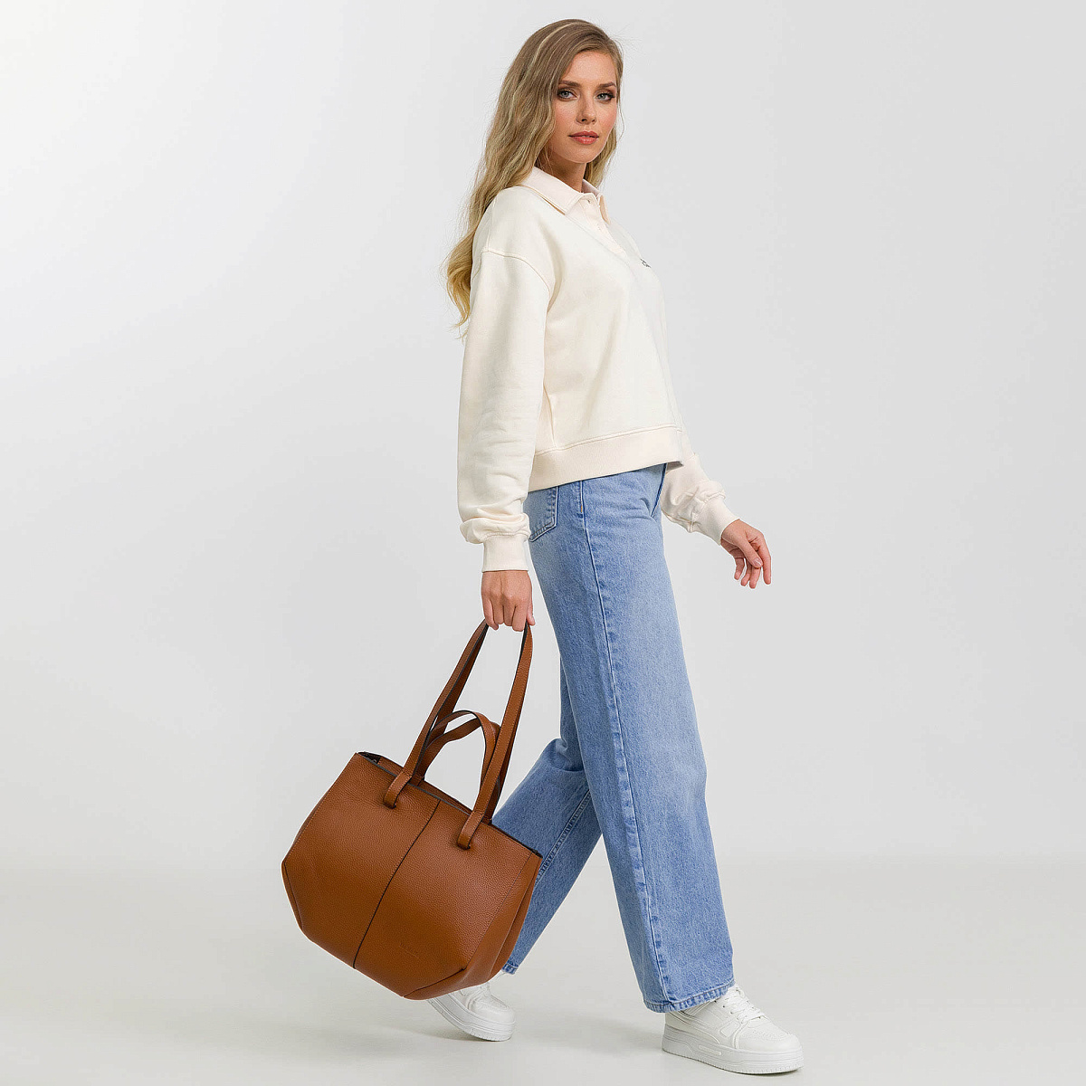 Женская сумка Dr. Koffer из натуральной кожи коричневая