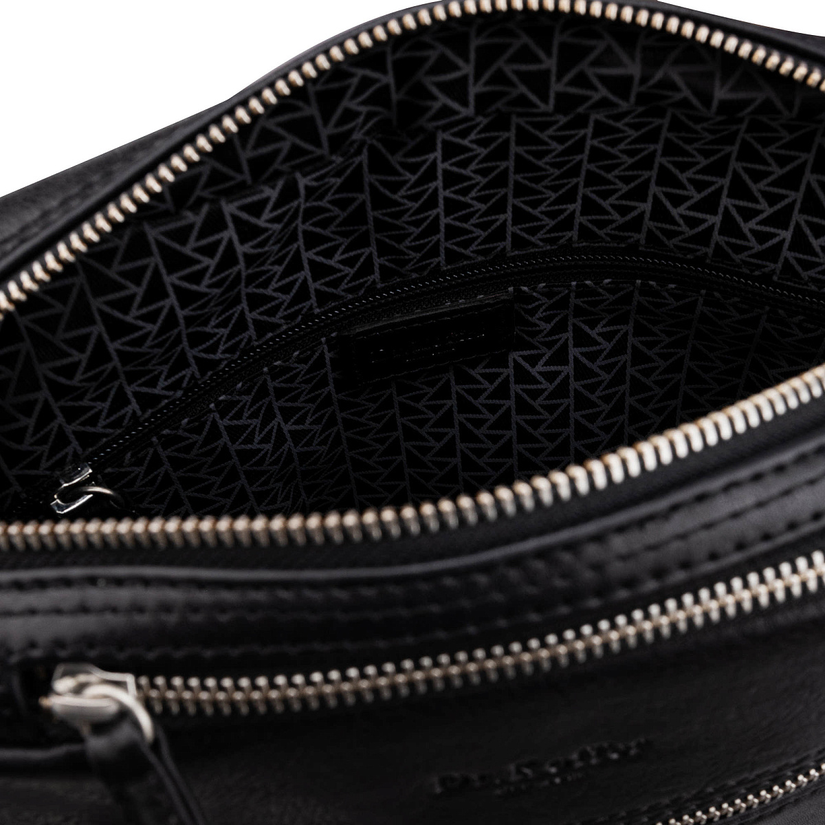 Сумка через плечо Dr.Koffer из натуральной кожи черная