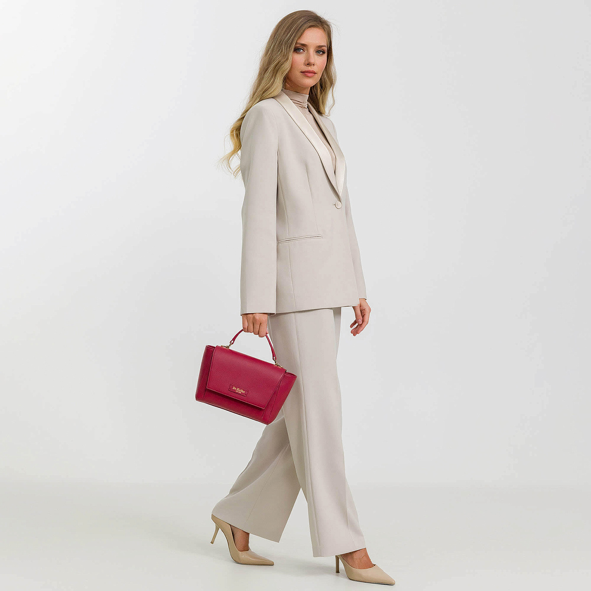 Женская сумка  Dr. Koffer из натуральной кожи красная