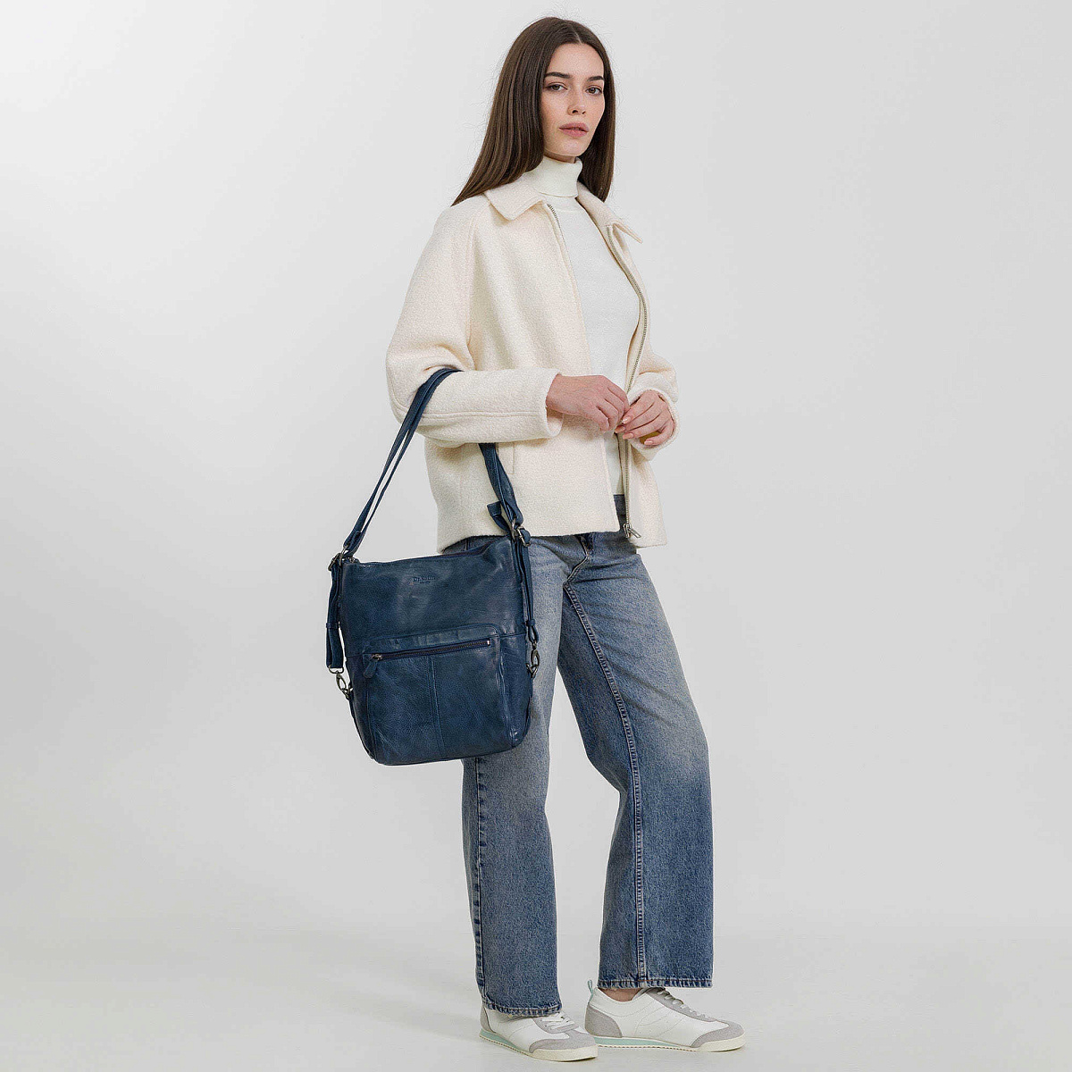 Сумка через плечо Dr.Koffer из натуральной кожи синяя