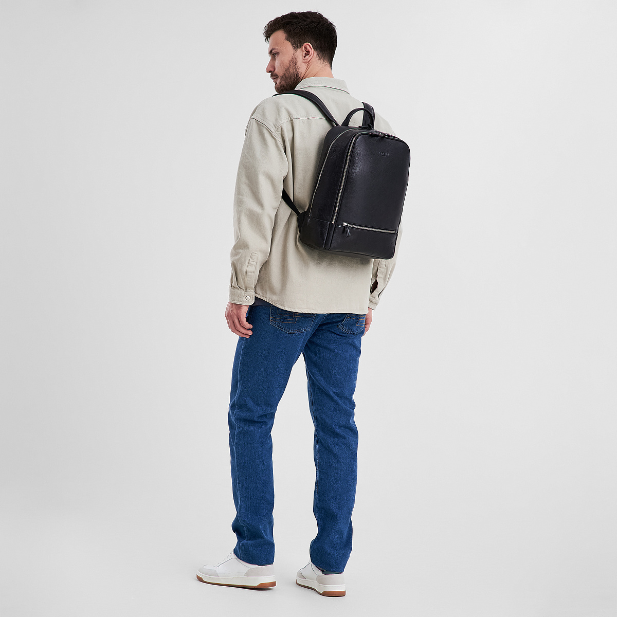 Рюкзак Dr.Koffer из натуральной кожи черный