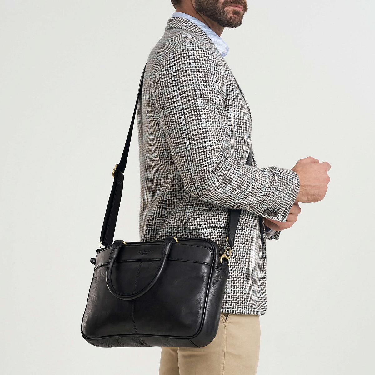 Деловая сумка Dr.Koffer из натуральной кожи черная