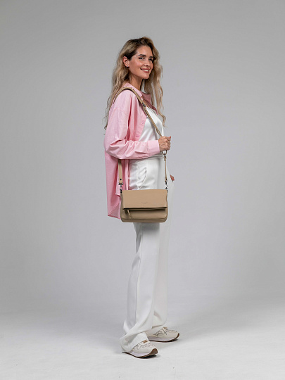 Женская сумка Dr.Koffer из натуральной кожи бежевая