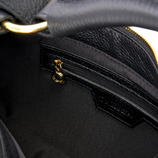 Женская сумка Dr. Koffer из натуральной кожи черная