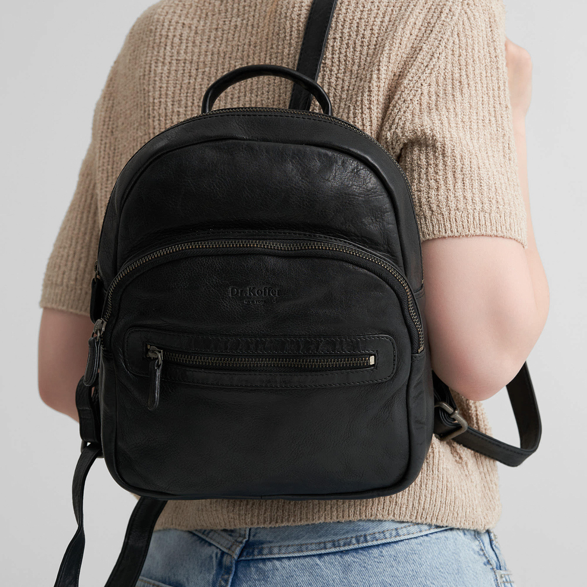 Рюкзак Dr.Koffer из натуральной кожи черный