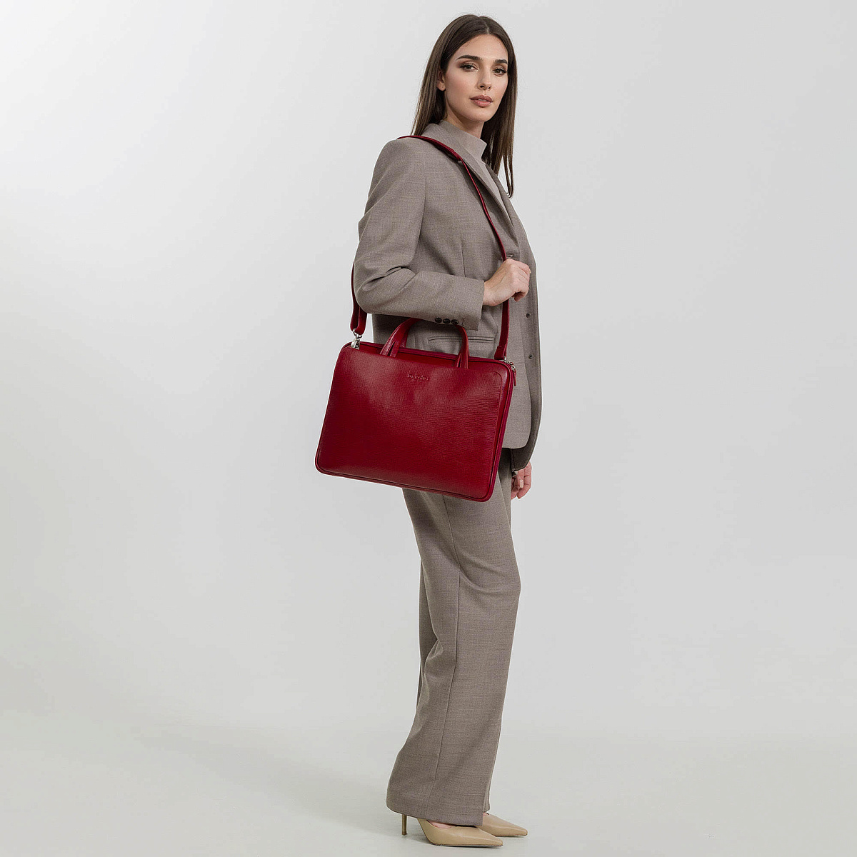 Женская сумка Dr.Koffer из натуральной кожи красная