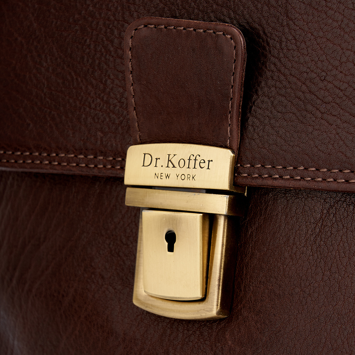 Портфель Dr.Koffer из натуральной кожи темно-коричневый