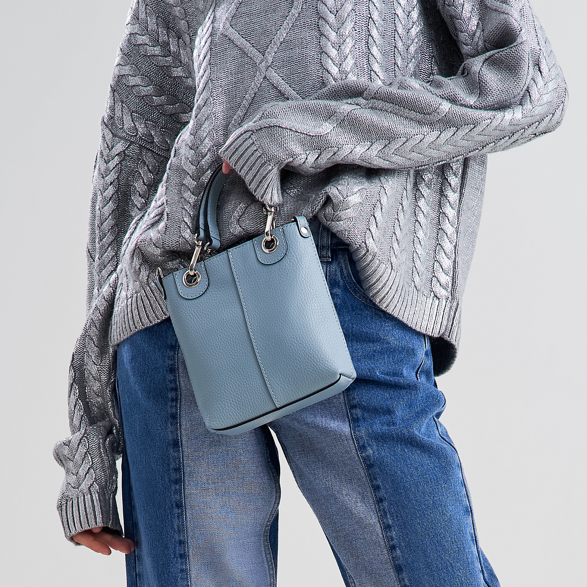 Женская сумка Dr. Koffer из натуральной кожи голубая