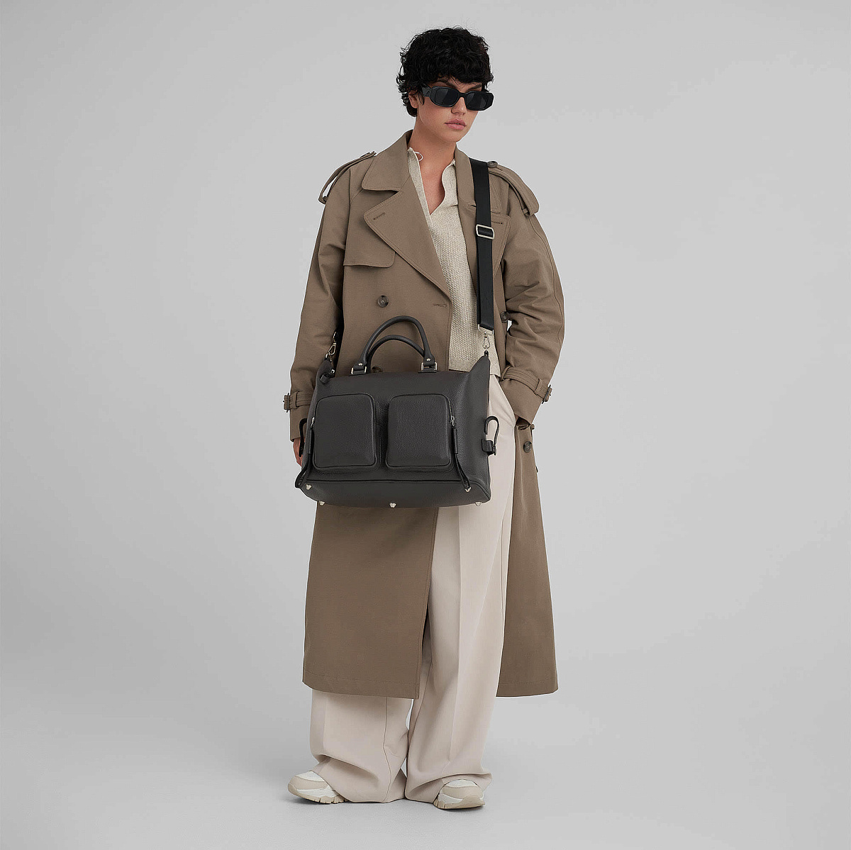 Сумка дорожная Dr.Koffer из натуральной кожи серая