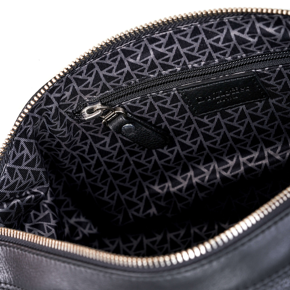 Несессер Dr. Koffer из натуральной кожи черный